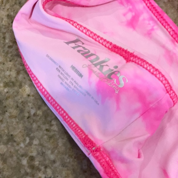 Frankie’s bikinis - Picture 3 of 3